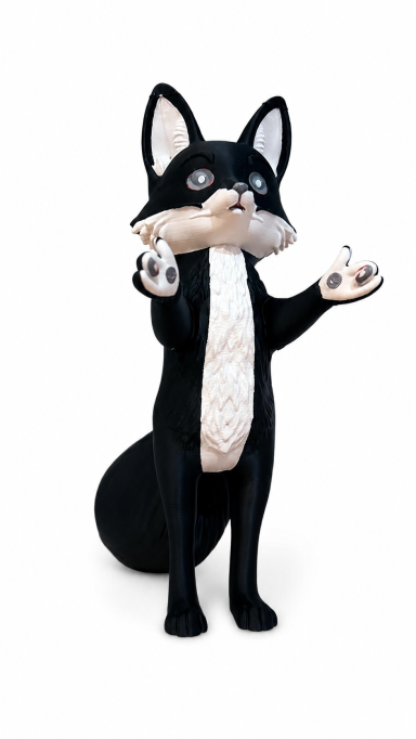 renard personnalisé Un personnage de chat noir aux grandes oreilles, se tenant debout avec les pattes écartées.